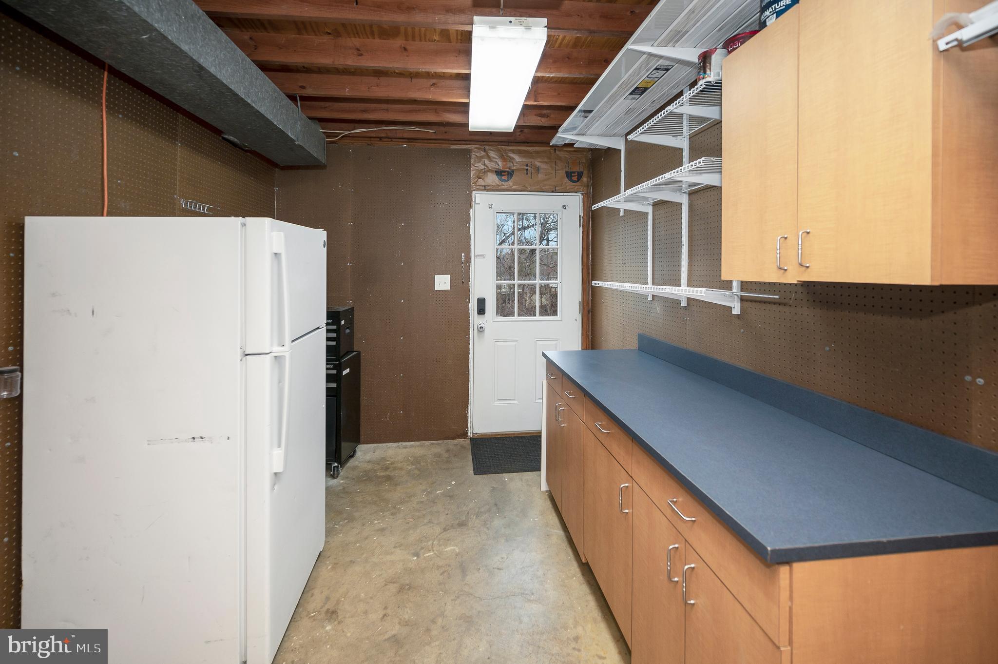 38 Hickory Ridge Dr