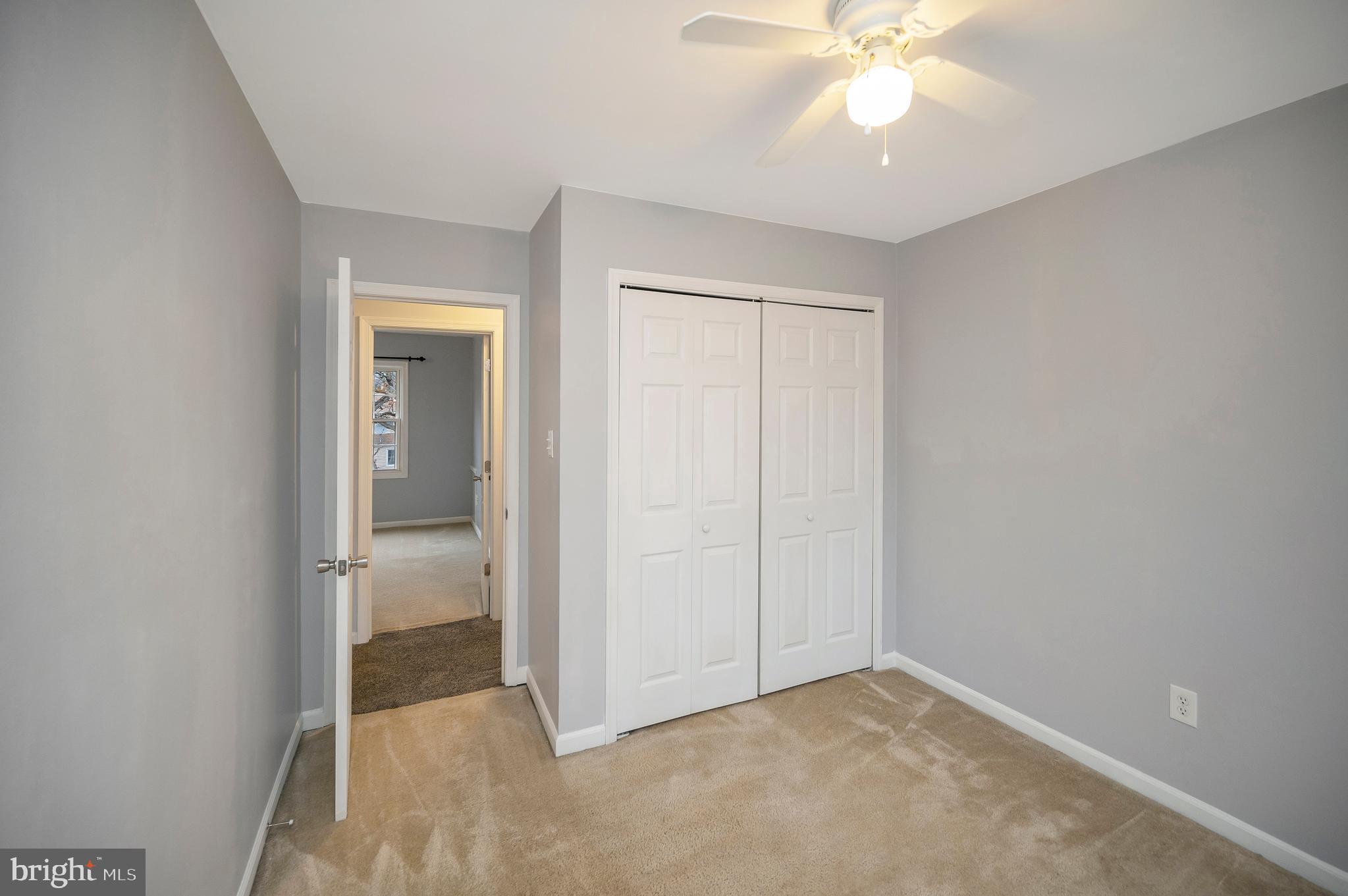 38 Hickory Ridge Dr