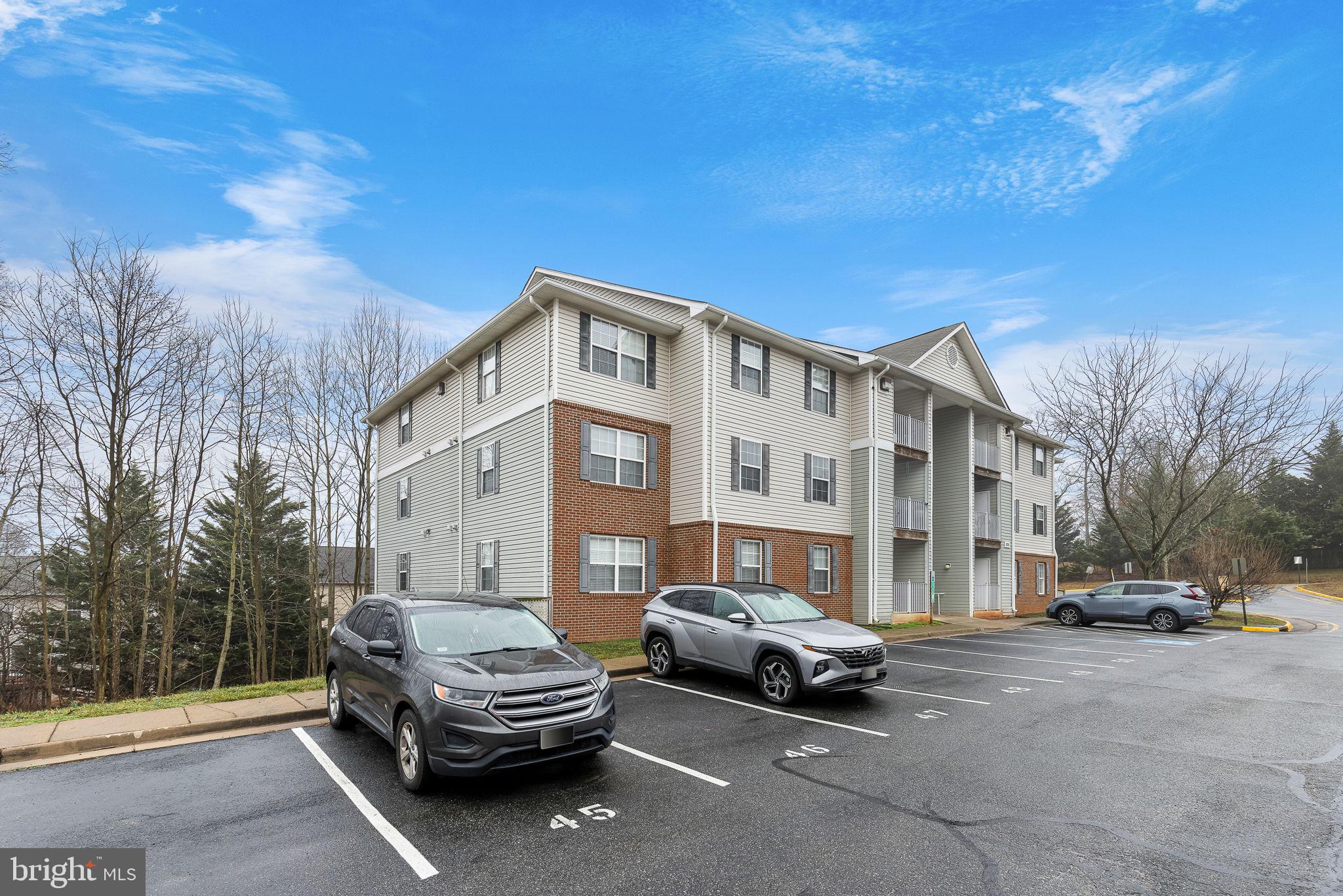 505 Garrison Woods Dr #122