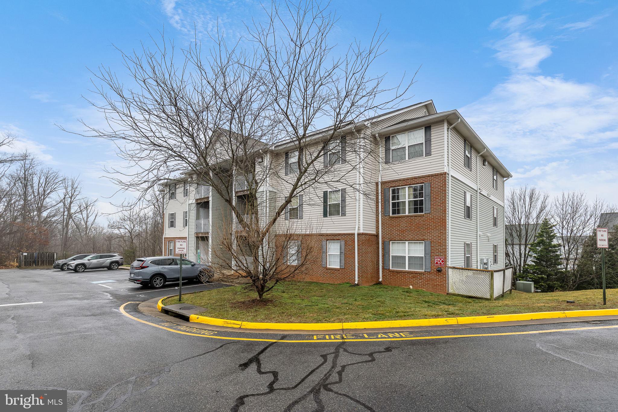 505 Garrison Woods Dr #122