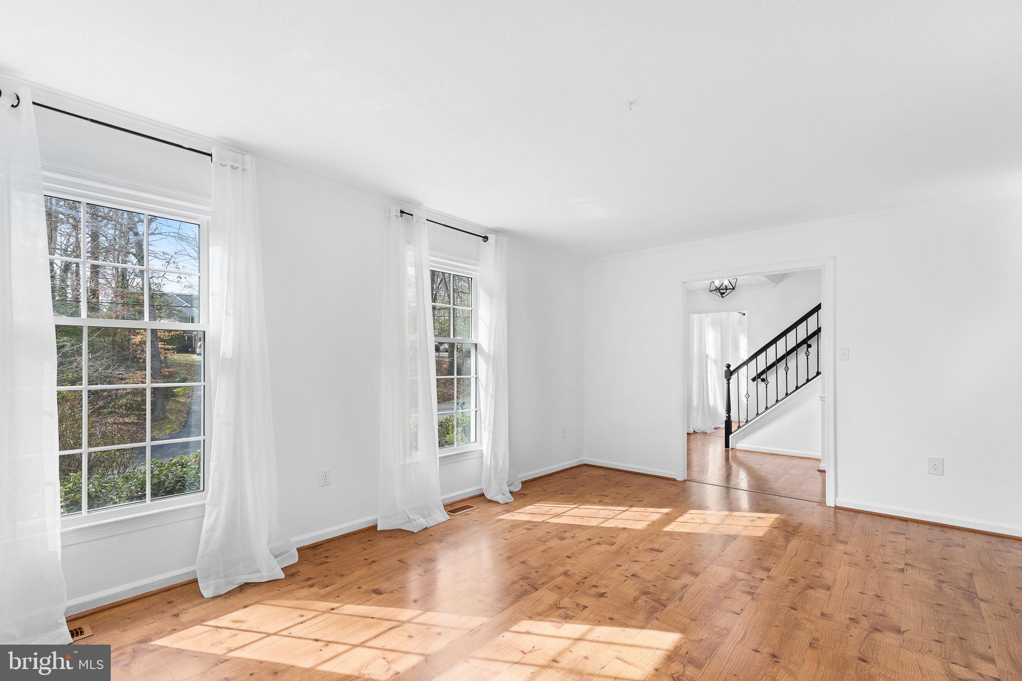 1012 Isabella Dr