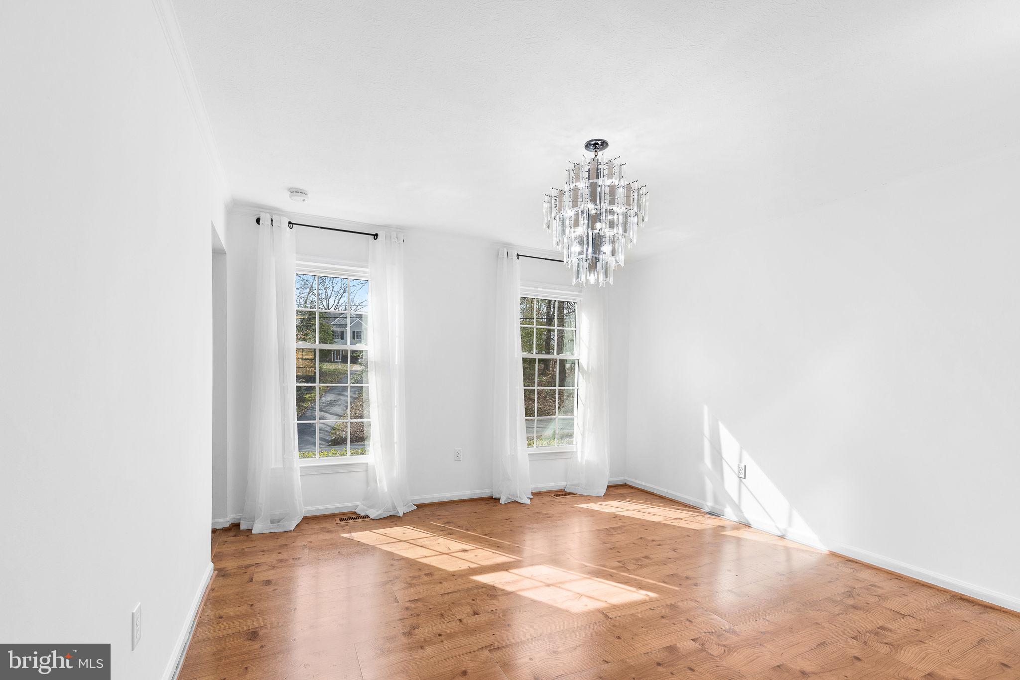 1012 Isabella Dr