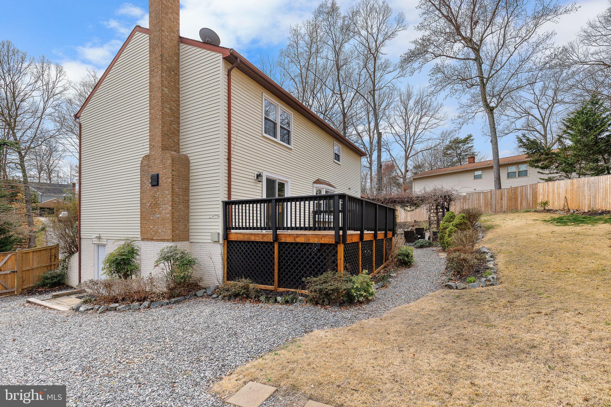1012 Isabella Dr