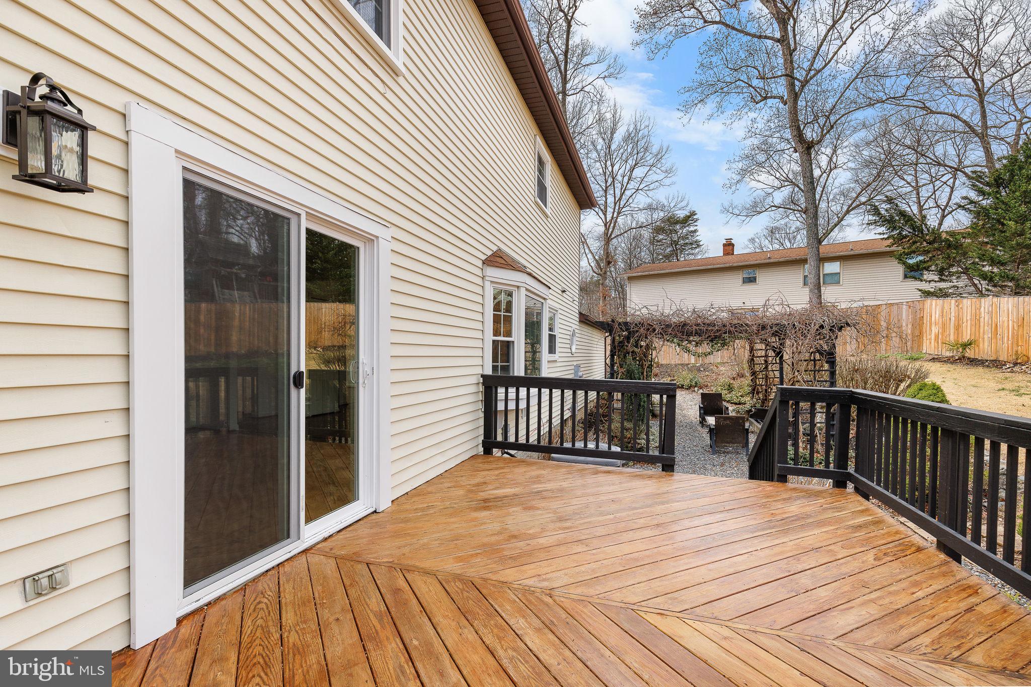 1012 Isabella Dr
