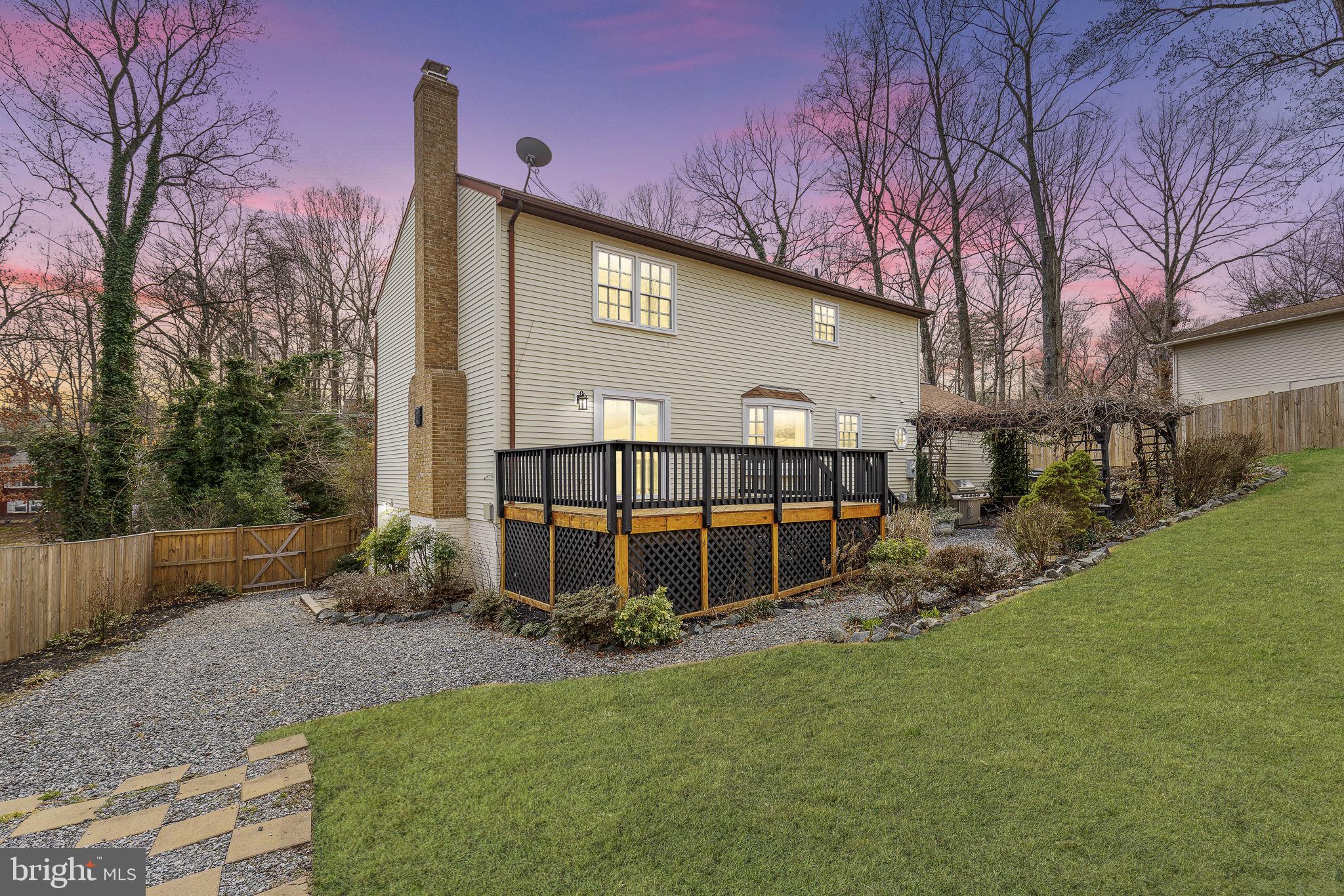 1012 Isabella Dr