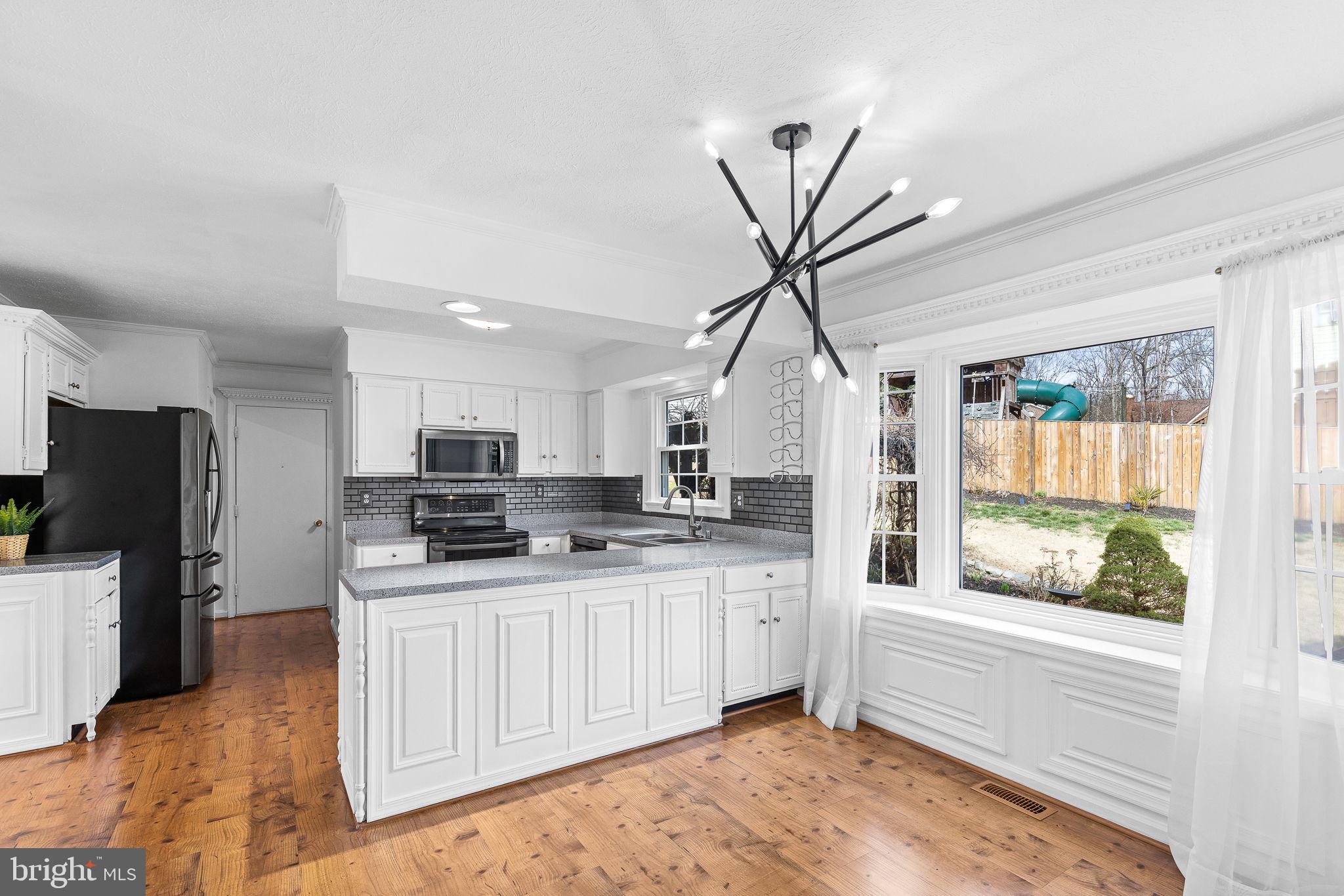 1012 Isabella Dr