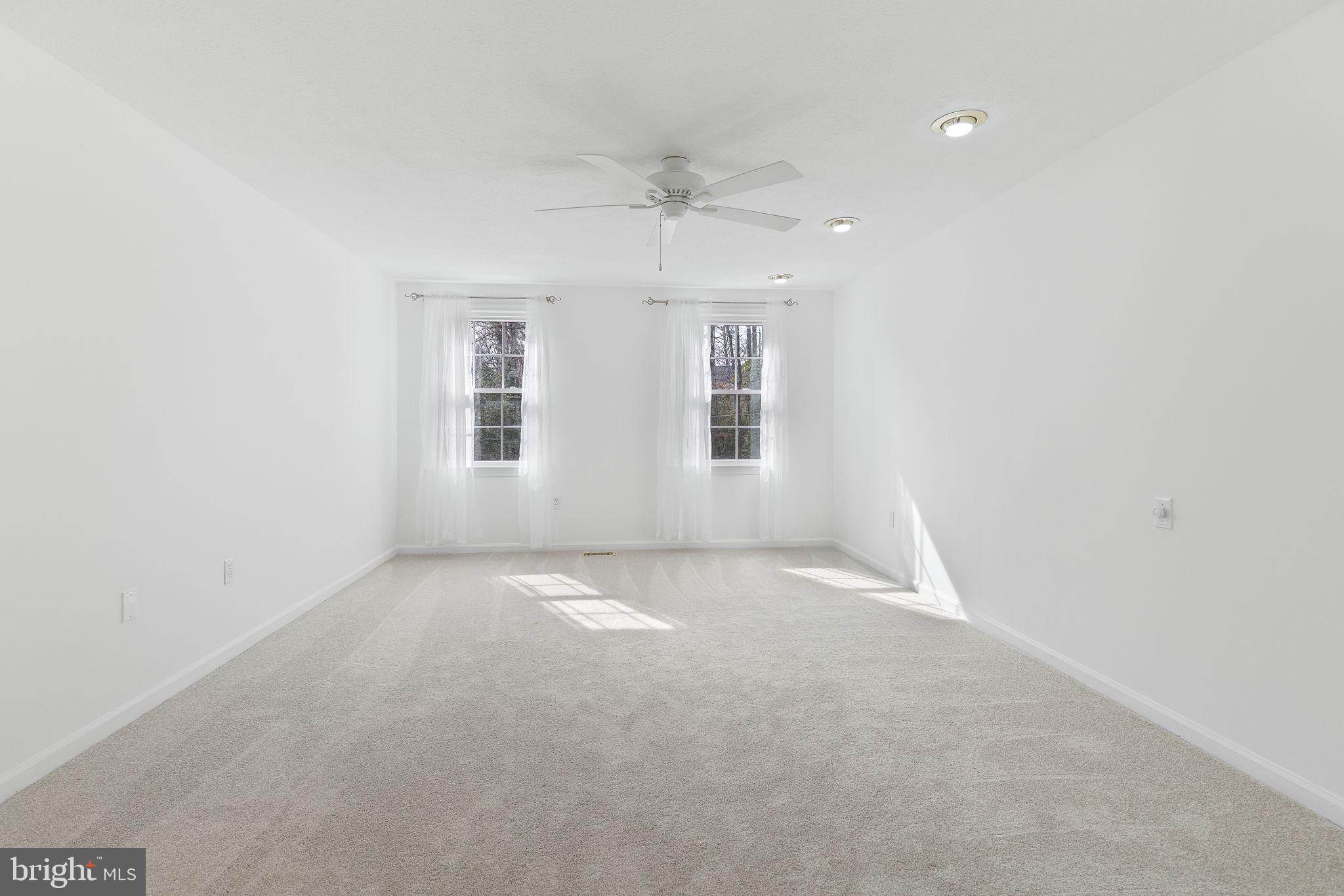 1012 Isabella Dr