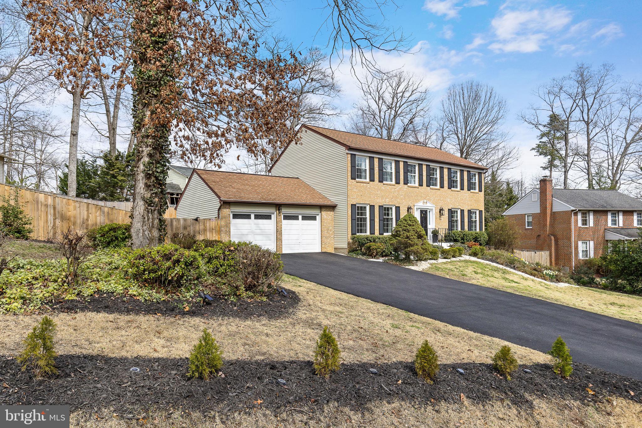 1012 Isabella Dr