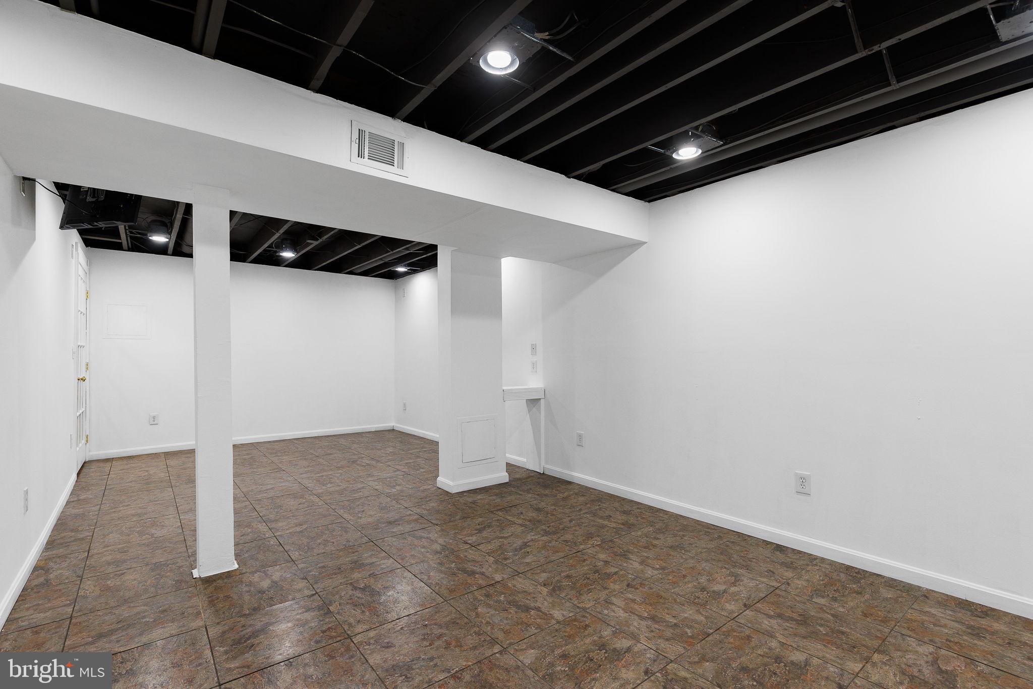 1012 Isabella Dr