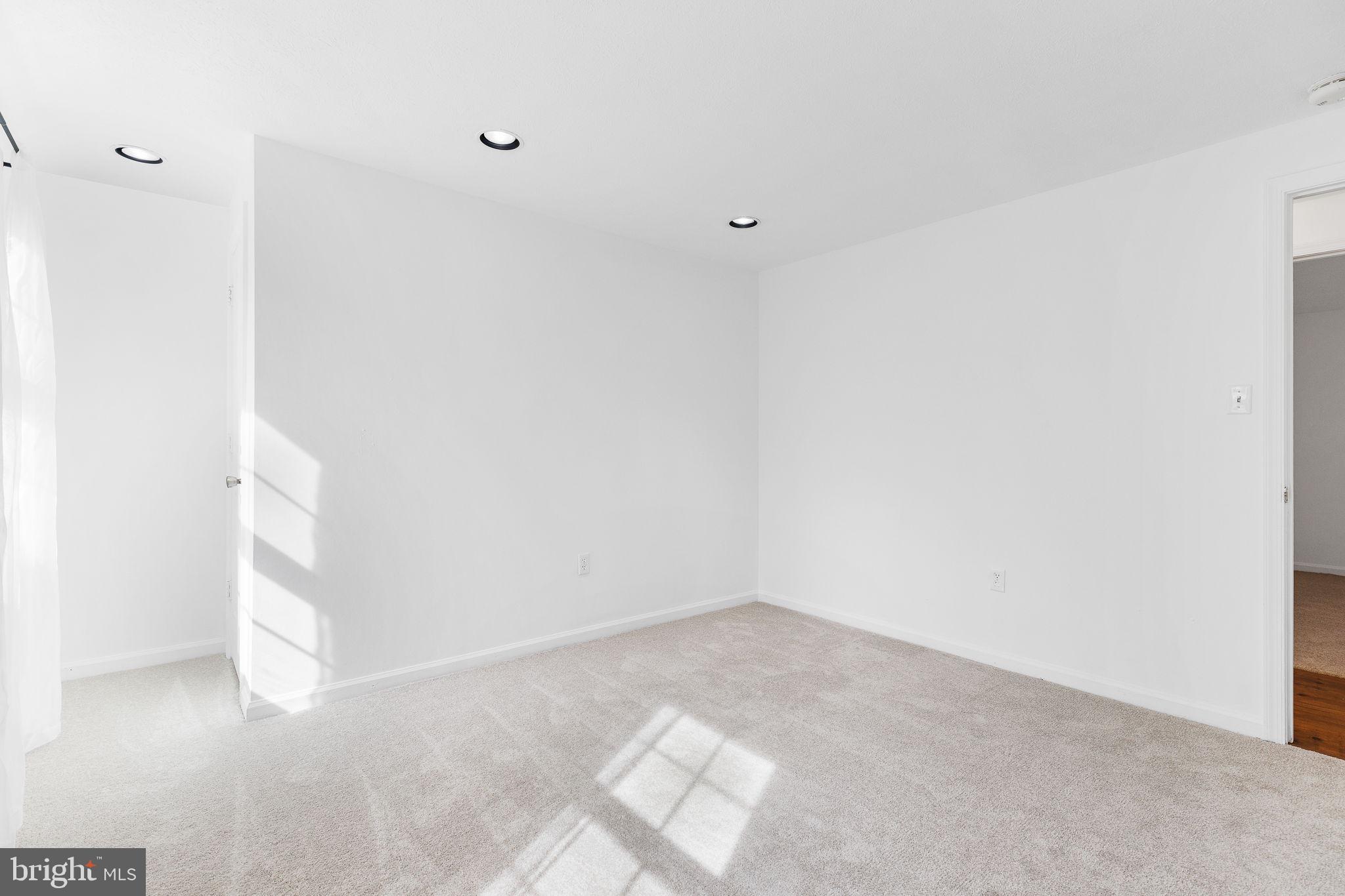 1012 Isabella Dr
