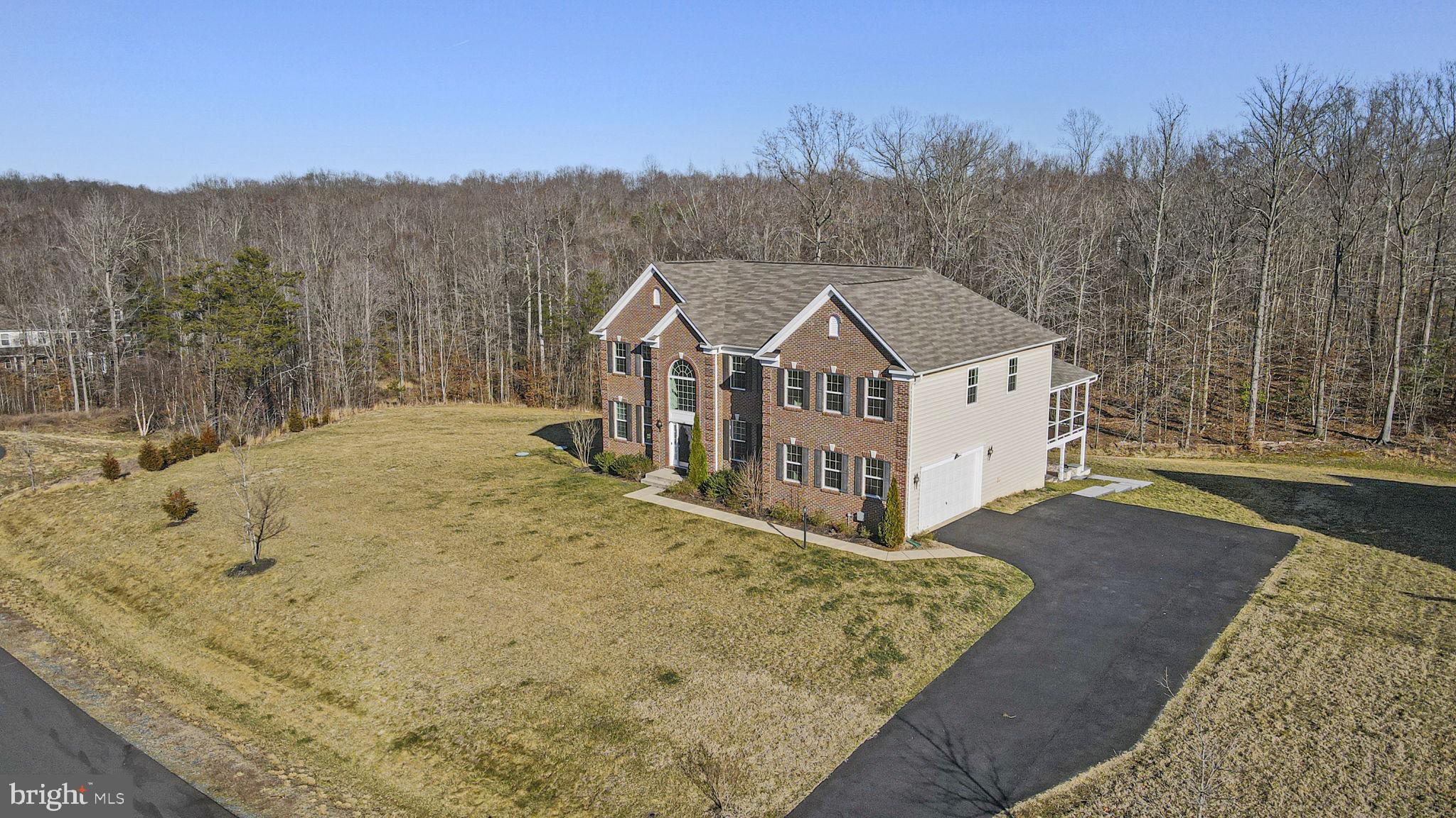 250 Perth Dr