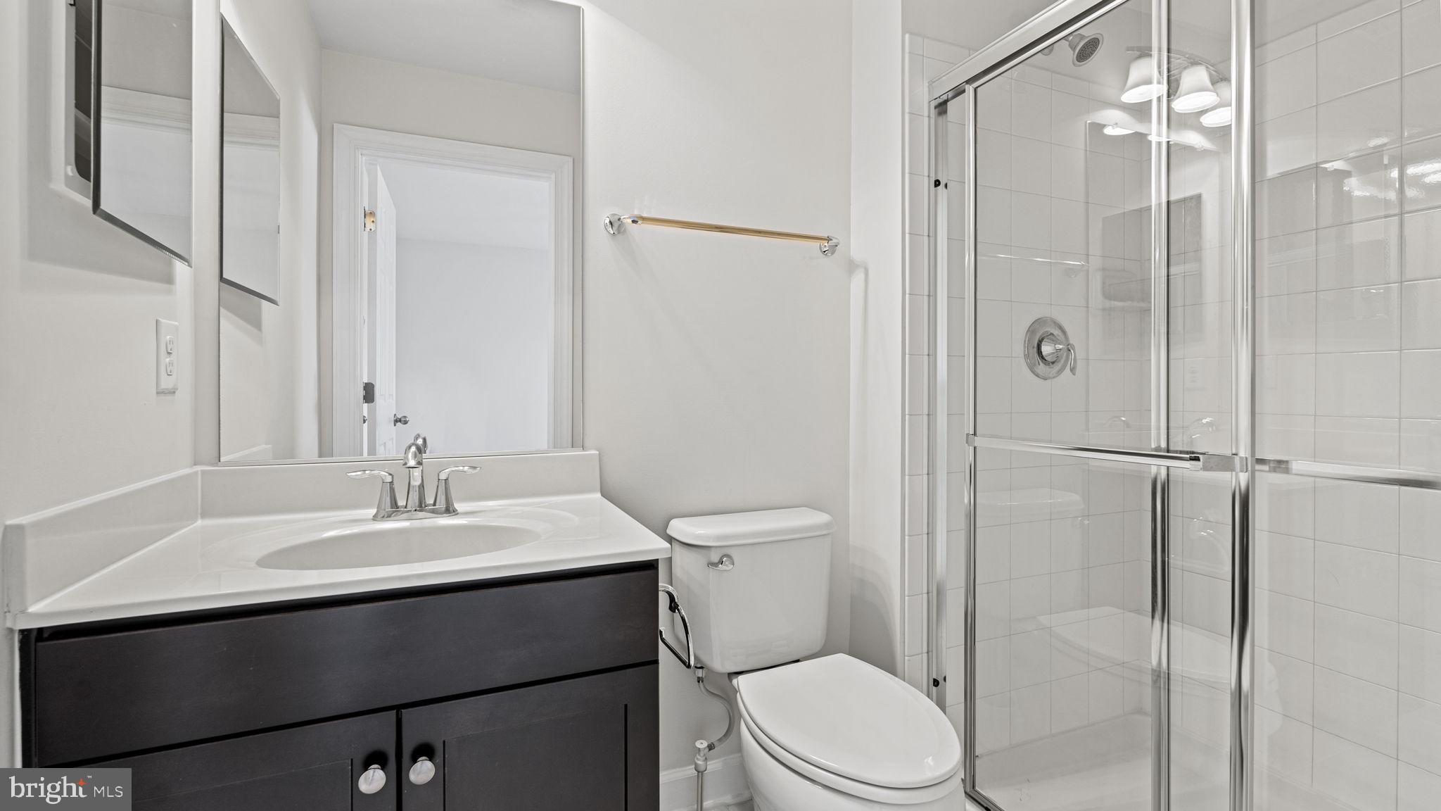 250 Perth Dr
