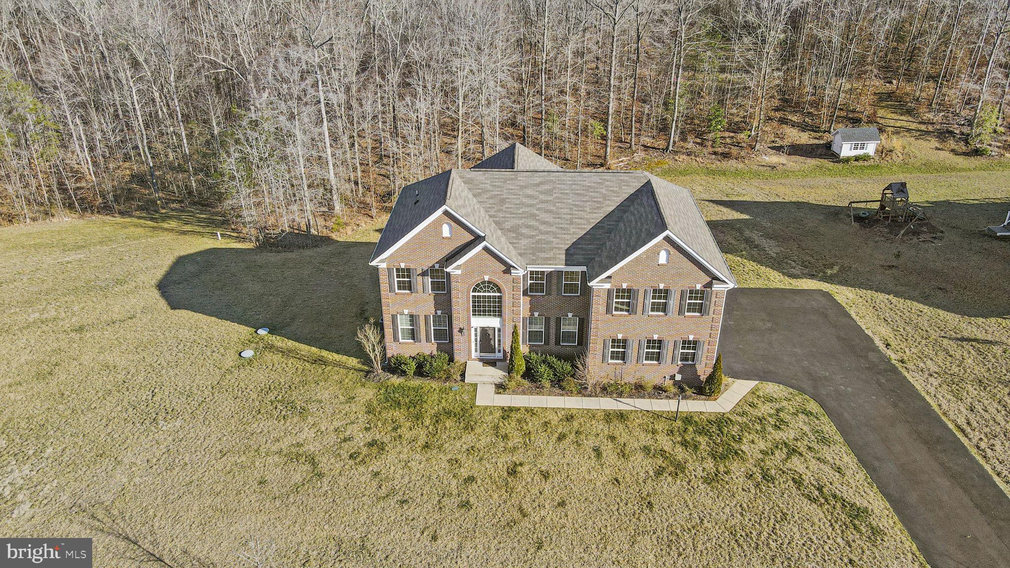 250 Perth Dr