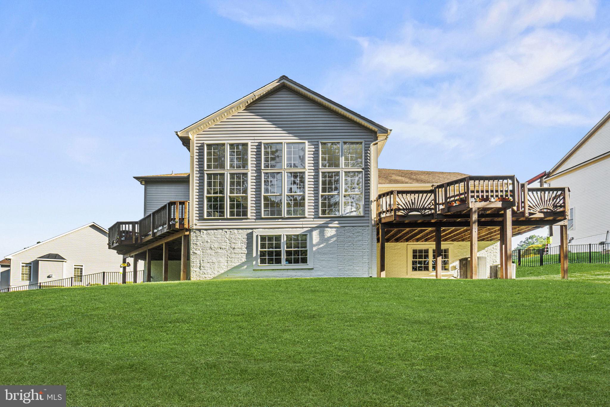 5 Cattail Ct