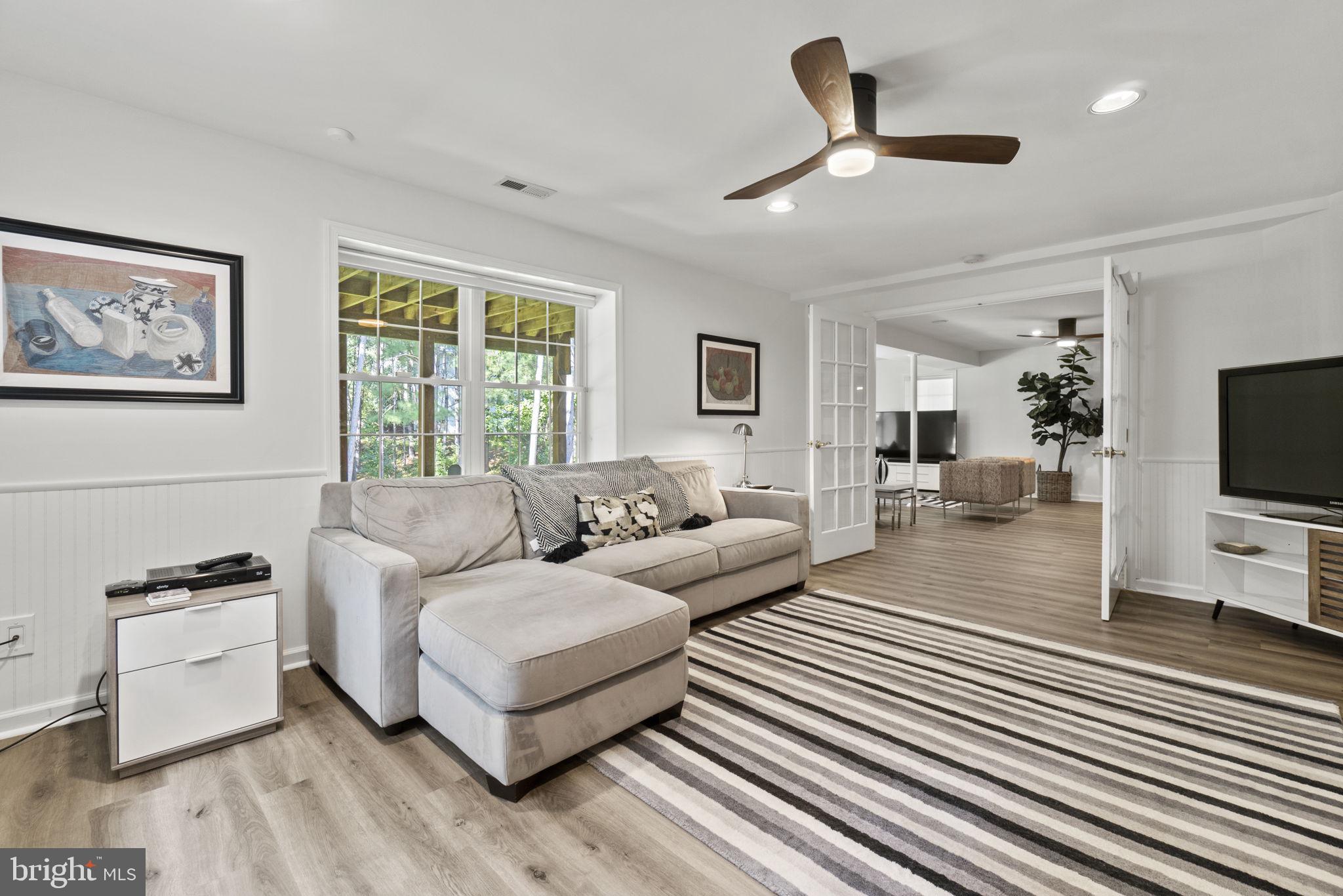 5 Cattail Ct
