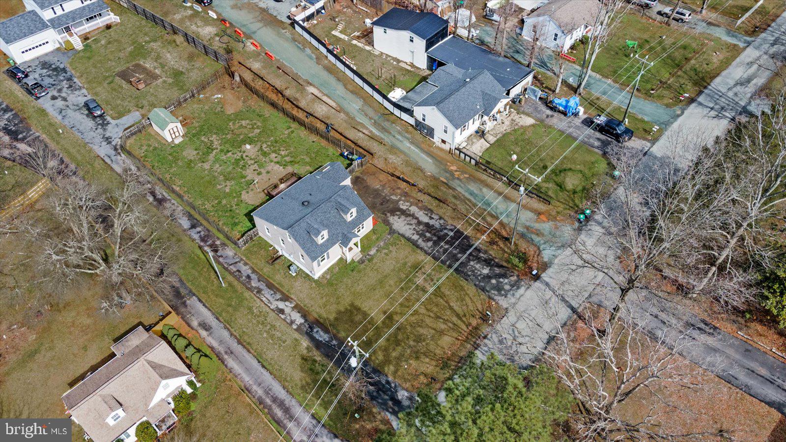 16 Aquia Ave
