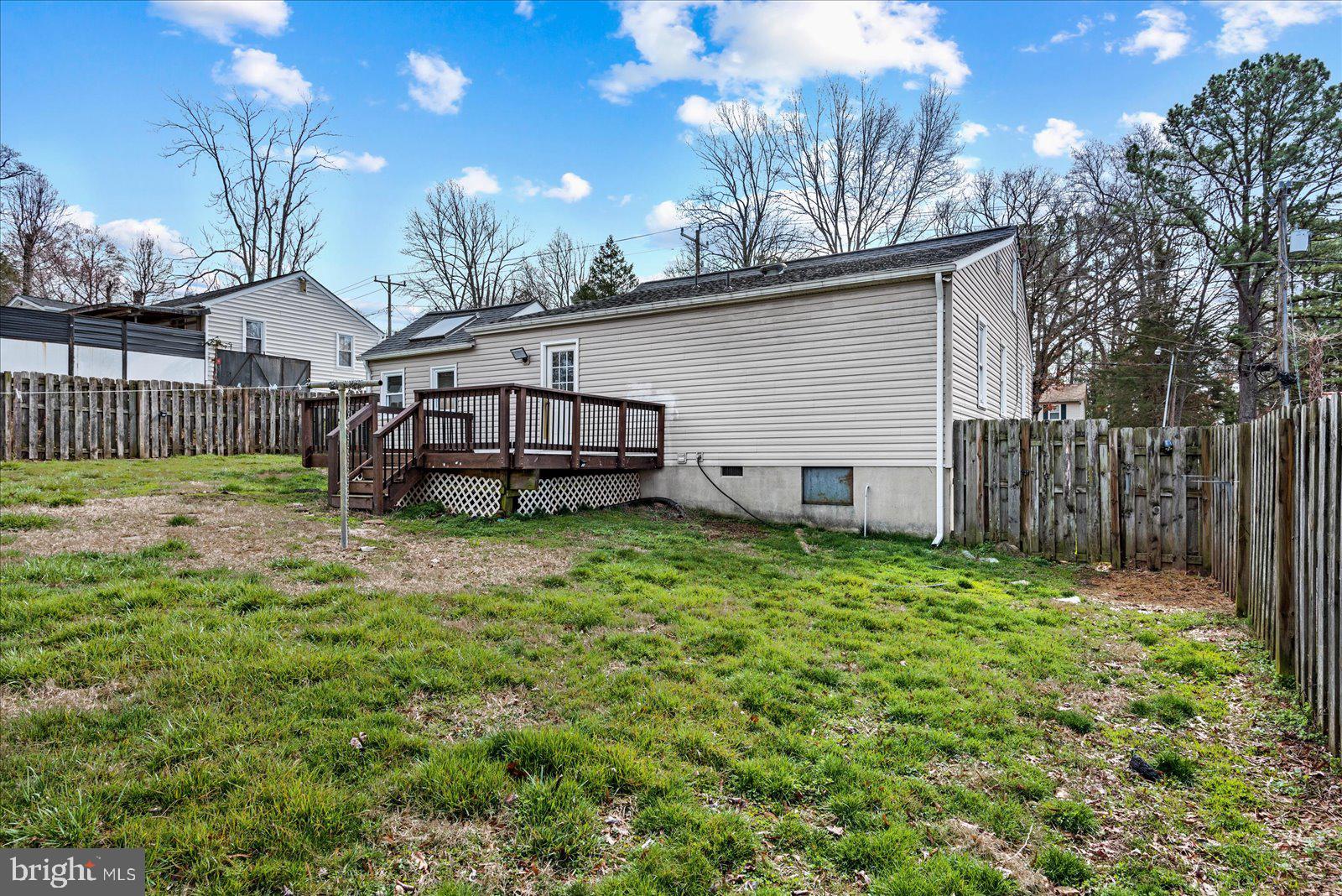 16 Aquia Ave