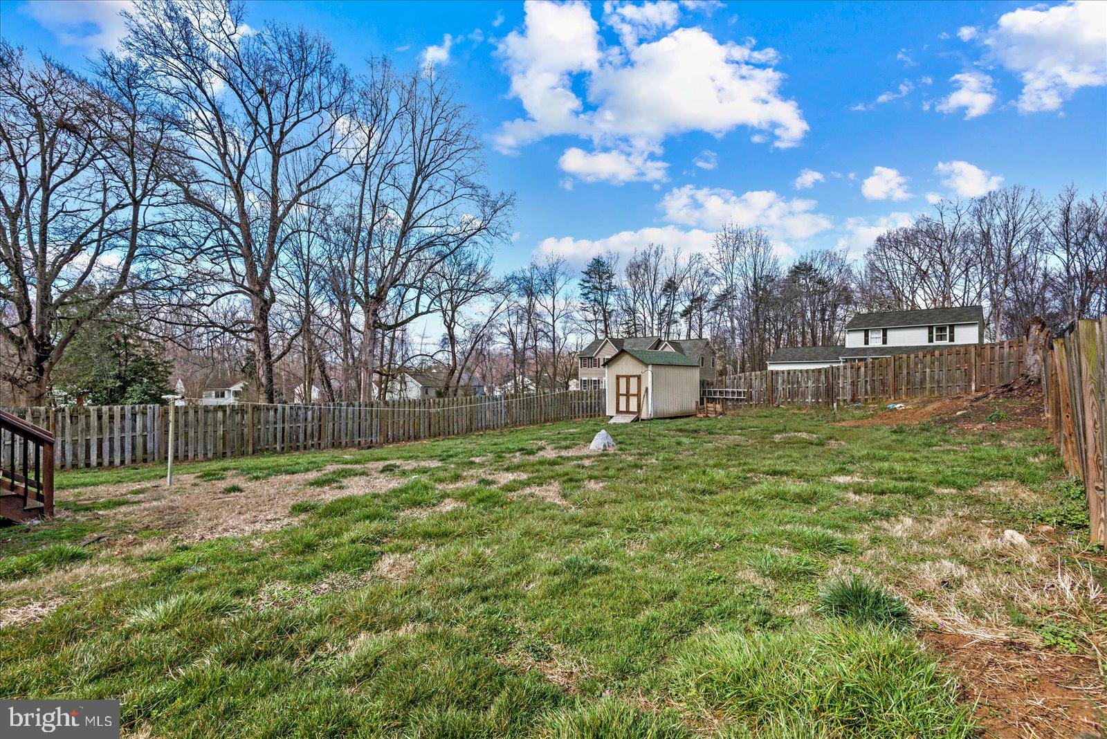 16 Aquia Ave