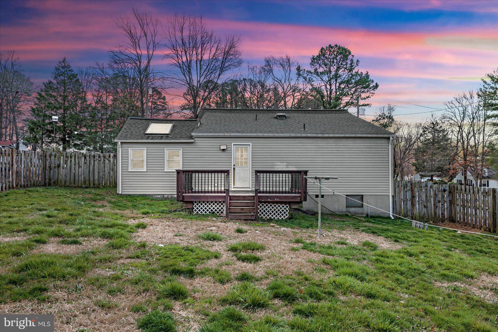 16 Aquia Ave