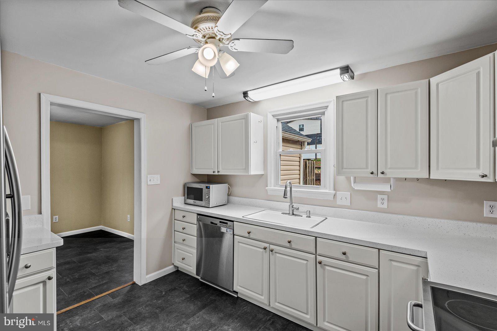 16 Aquia Ave