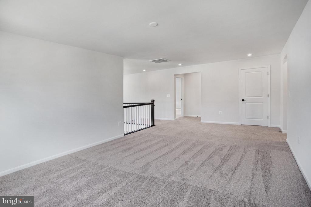 236 CAMWOOD COURT