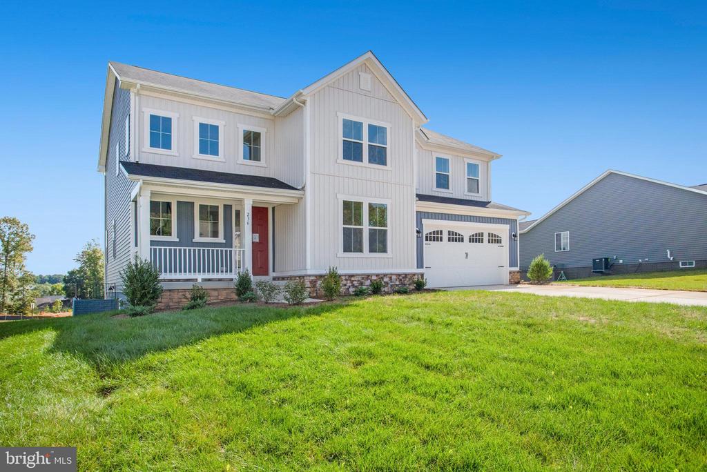 236 CAMWOOD COURT