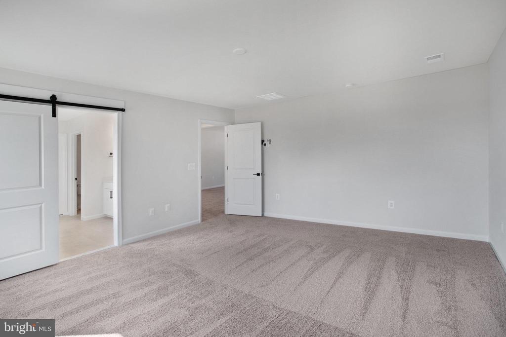 236 CAMWOOD COURT
