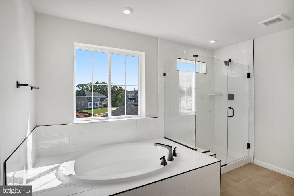 236 CAMWOOD COURT