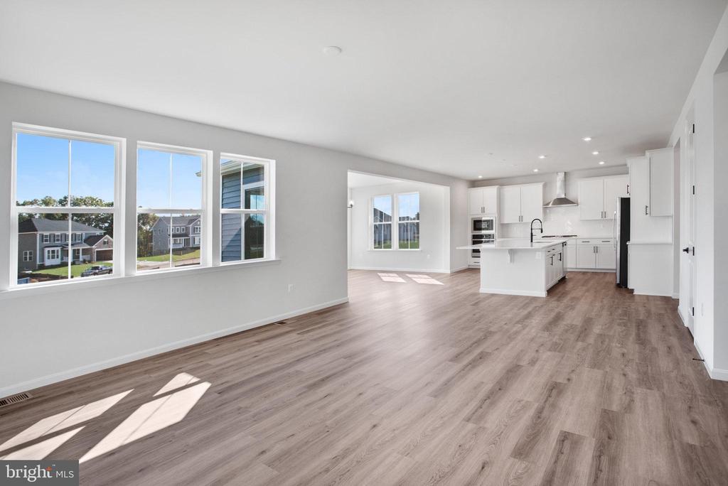 236 CAMWOOD COURT