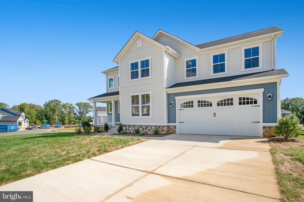 236 CAMWOOD COURT