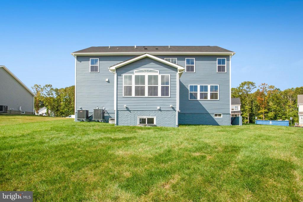 236 CAMWOOD COURT