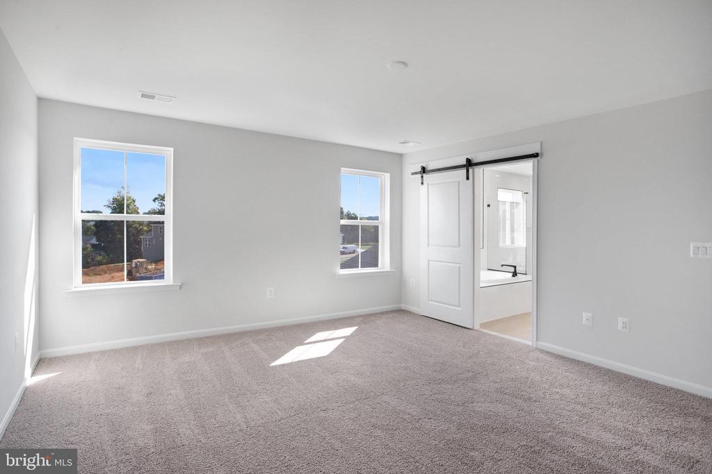 236 CAMWOOD COURT