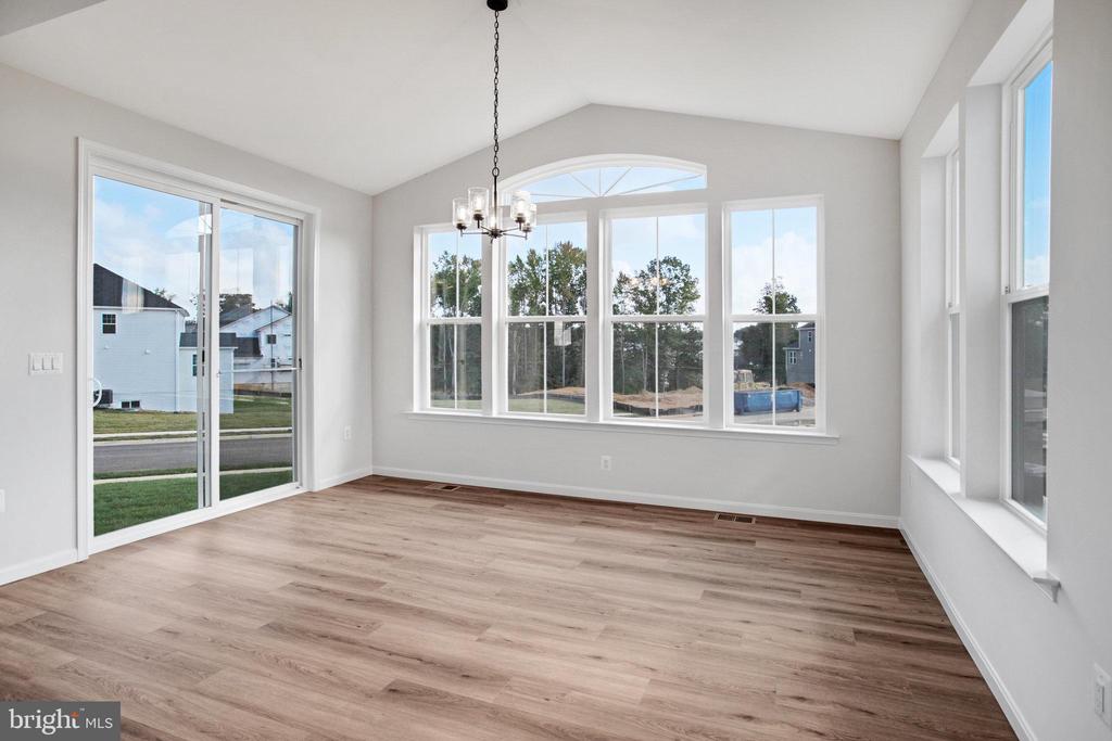 236 CAMWOOD COURT