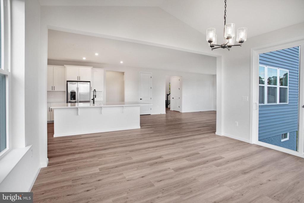 236 CAMWOOD COURT