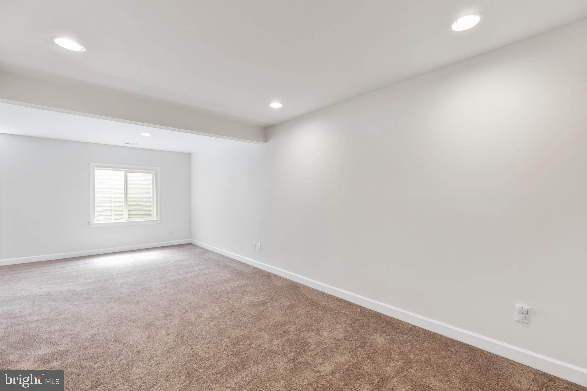 120 Smyrna St