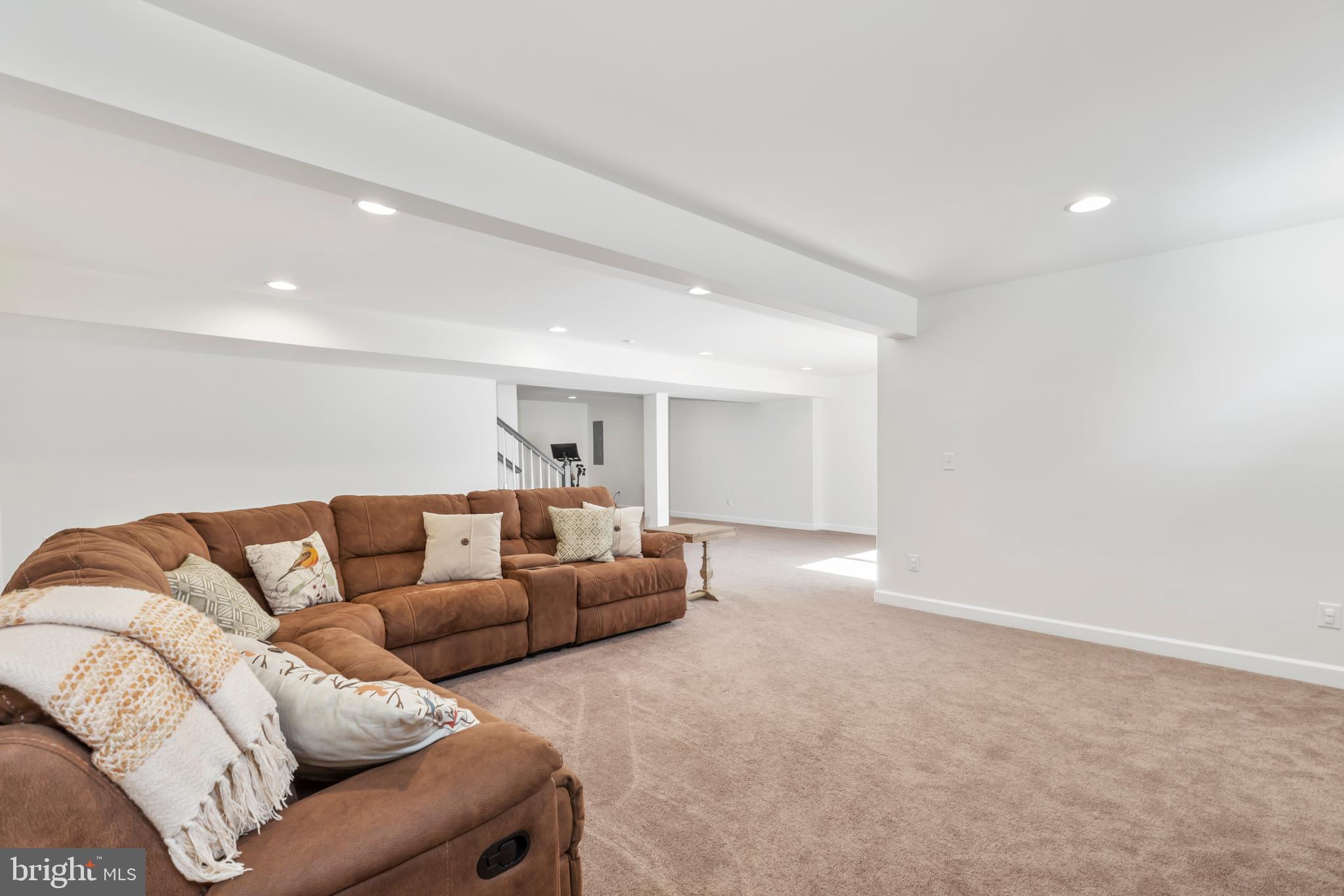120 Smyrna St