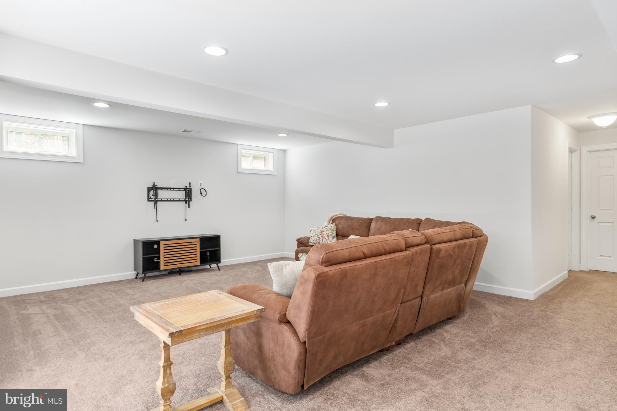 120 Smyrna St