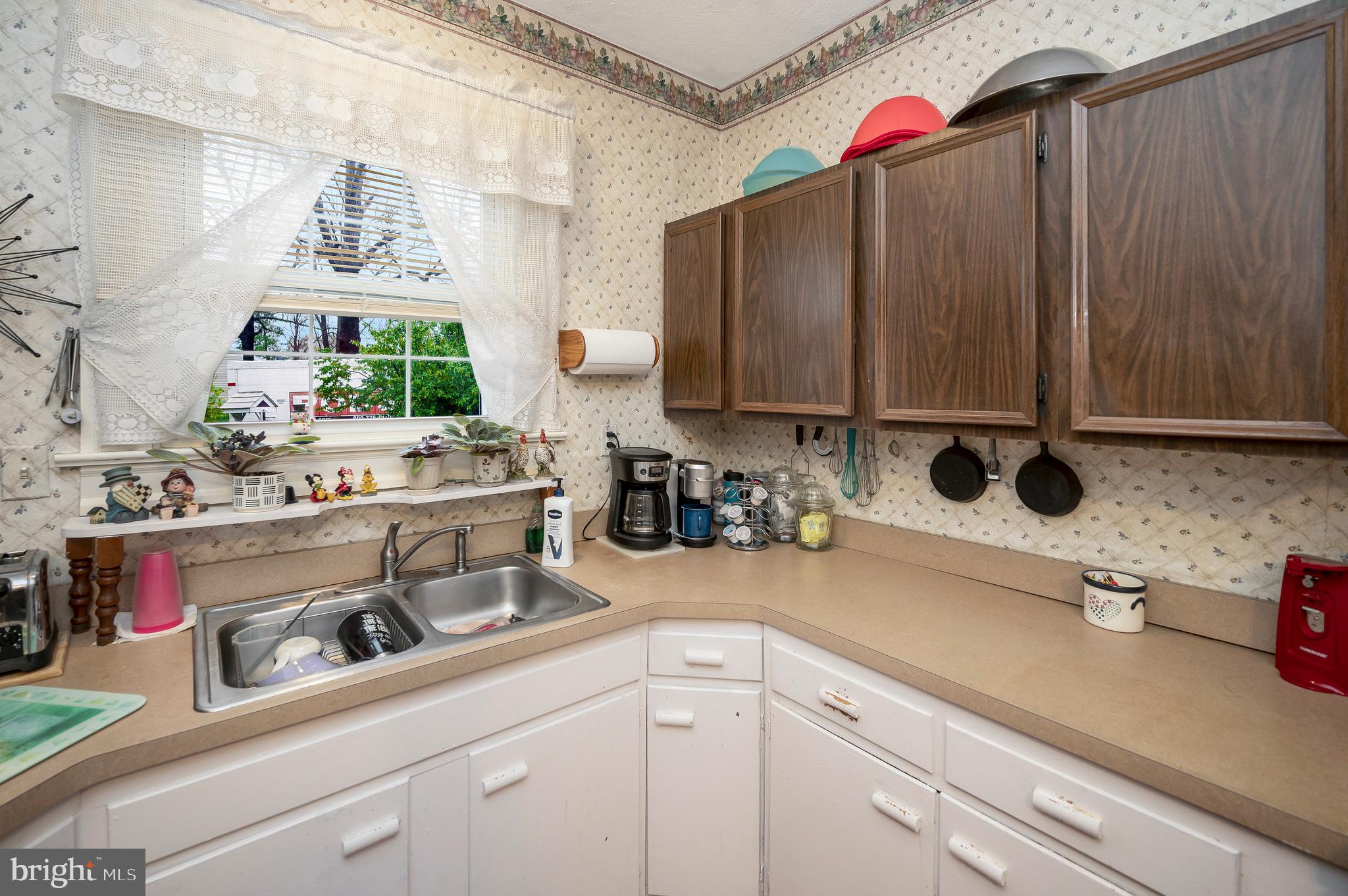232 Bells Hill Rd