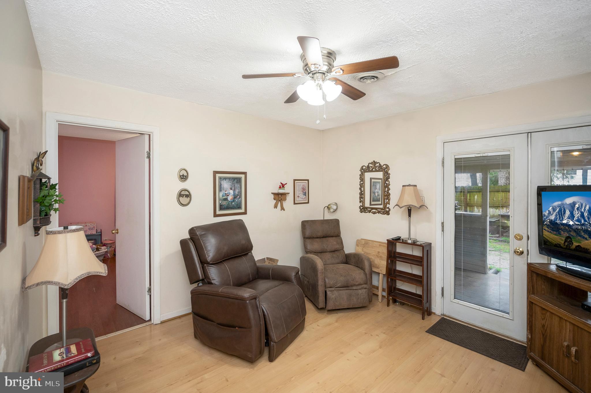 232 Bells Hill Rd