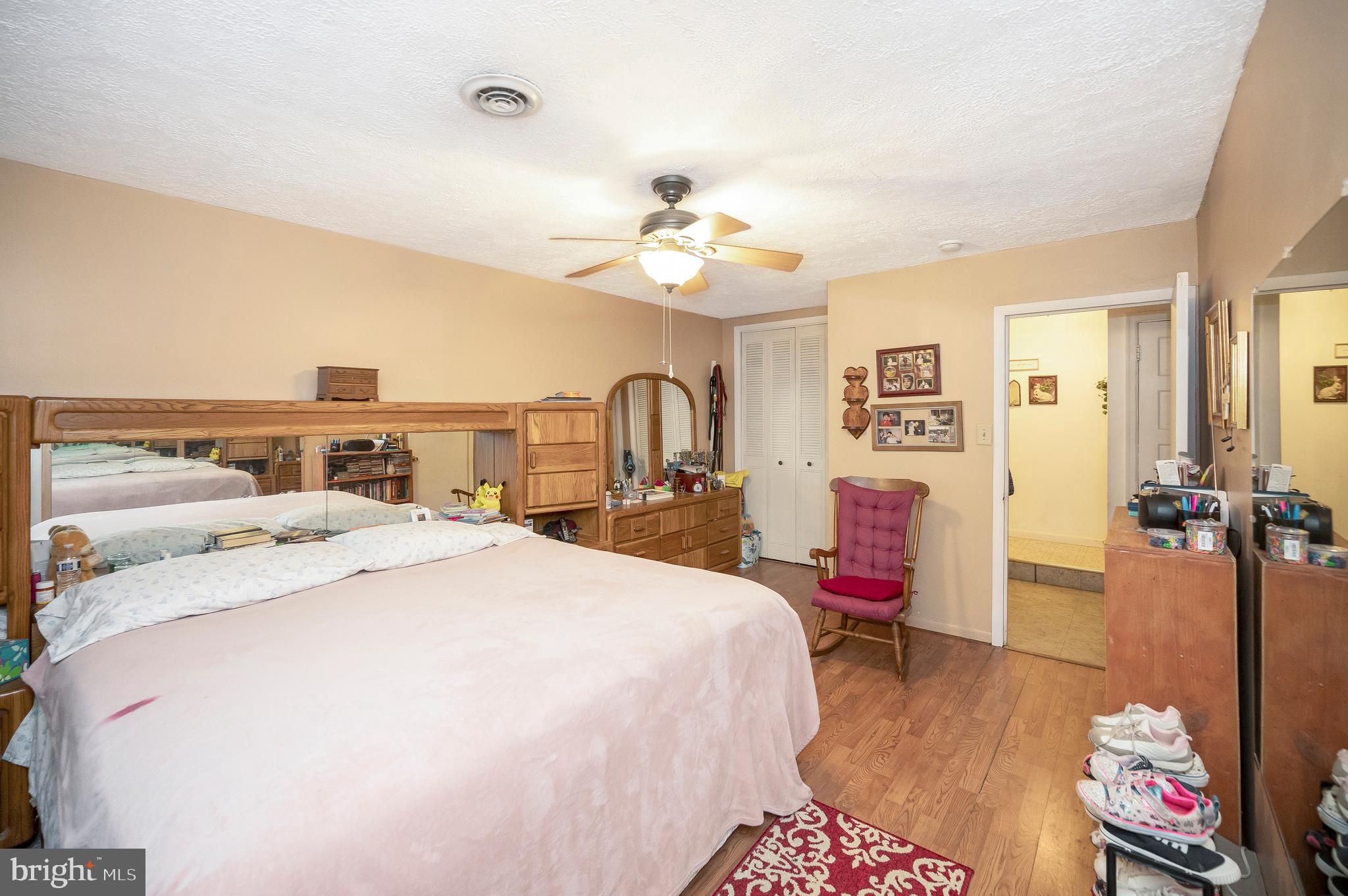 232 Bells Hill Rd