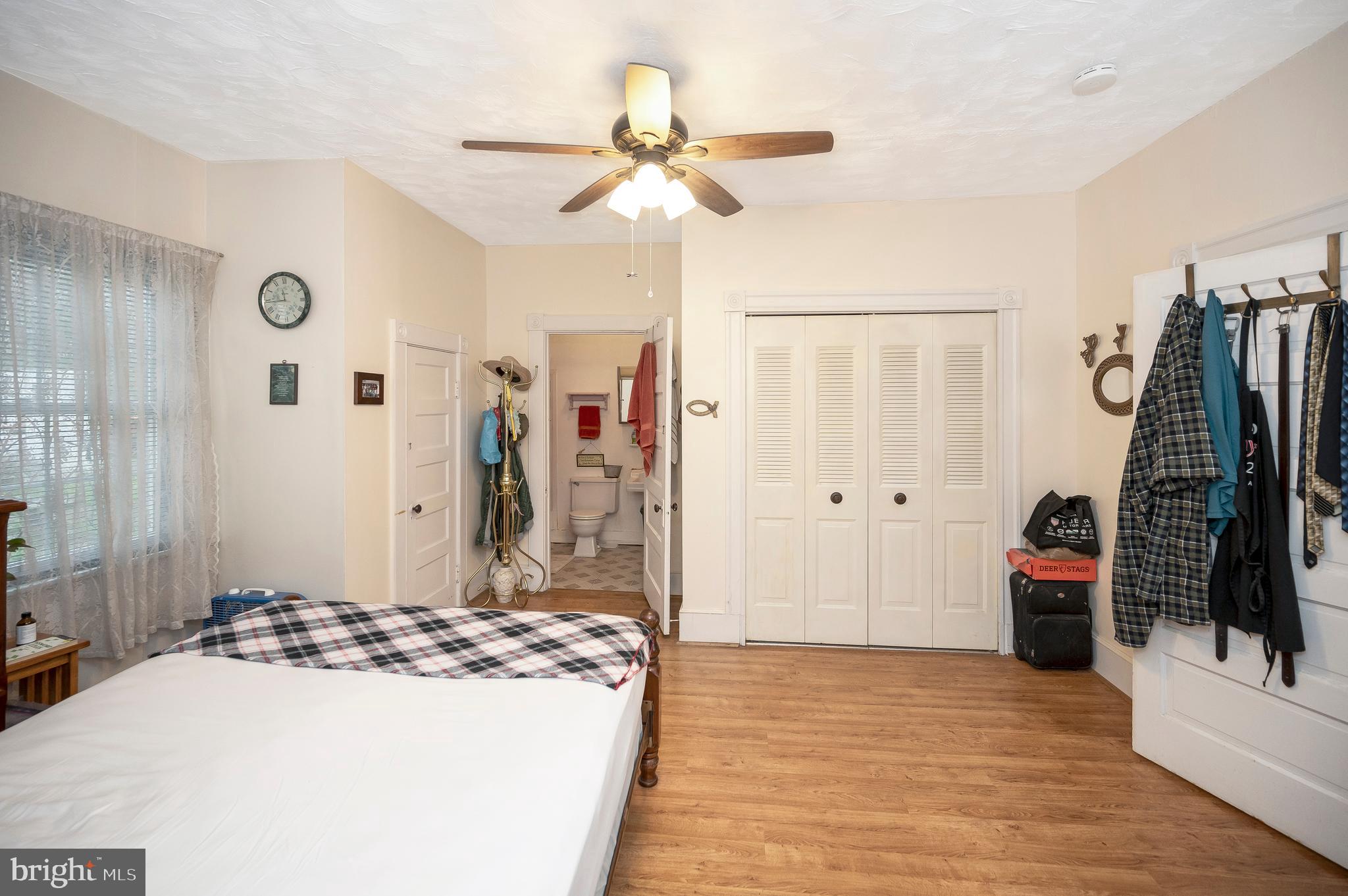232 Bells Hill Rd
