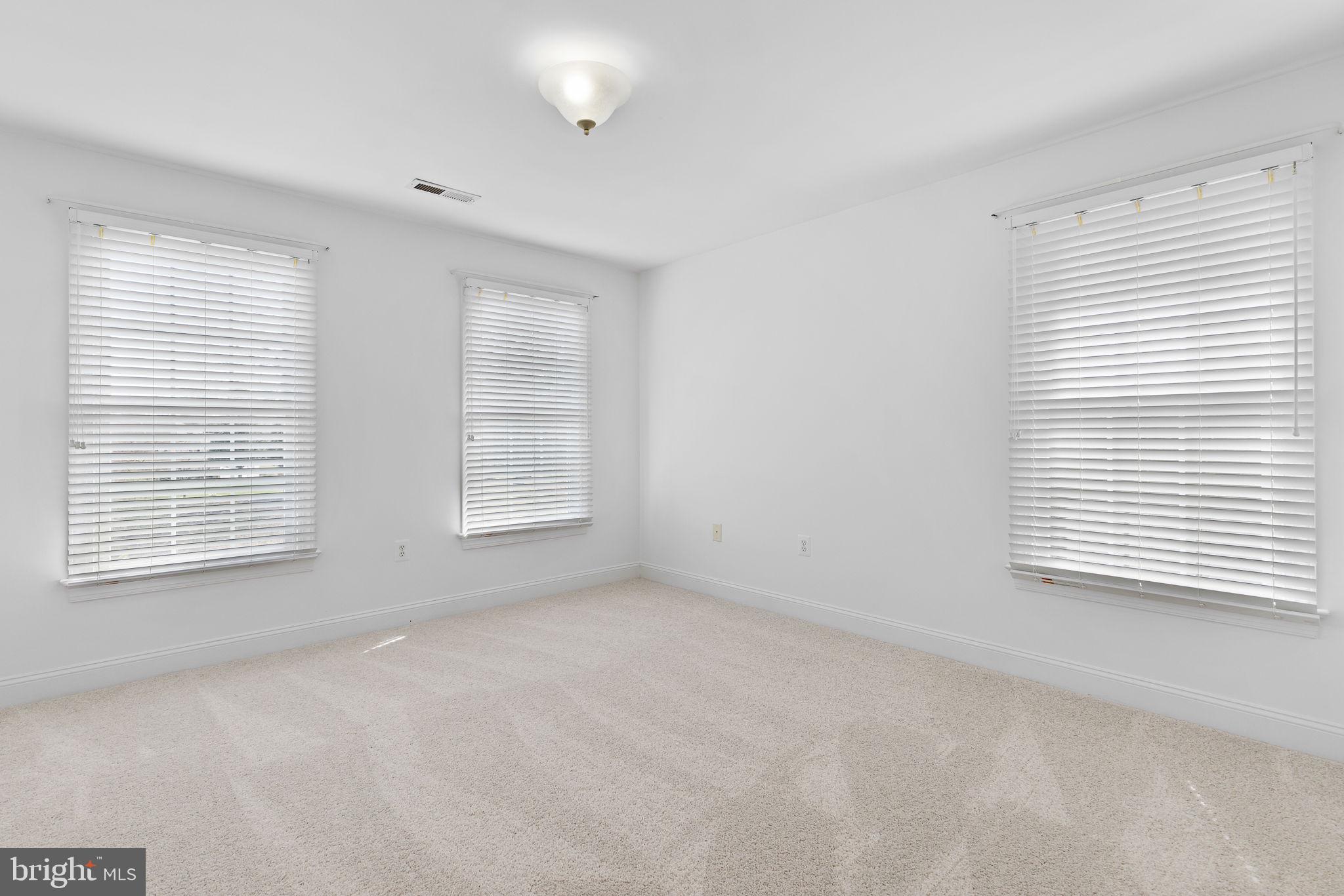 18 Small Bear Ct