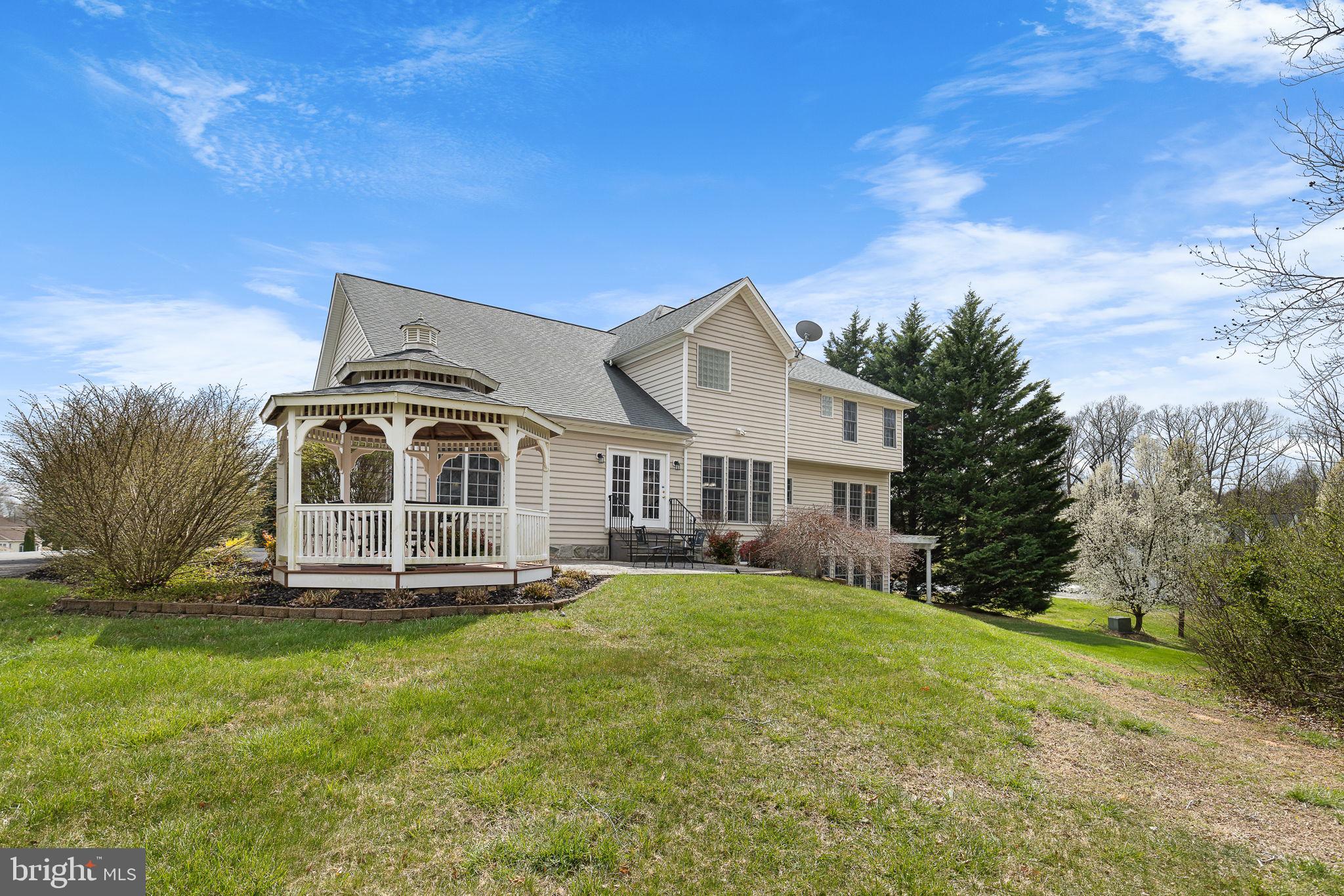 18 Small Bear Ct