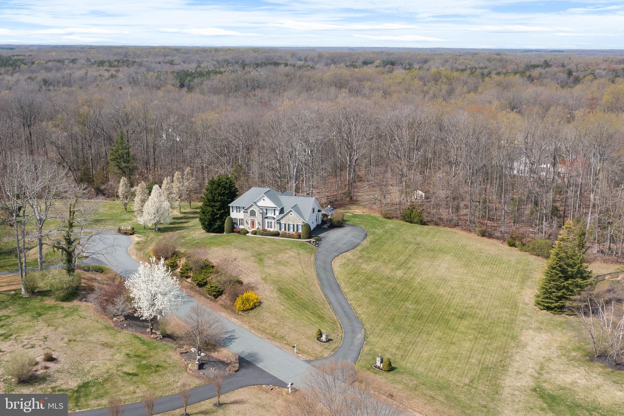 18 Small Bear Ct