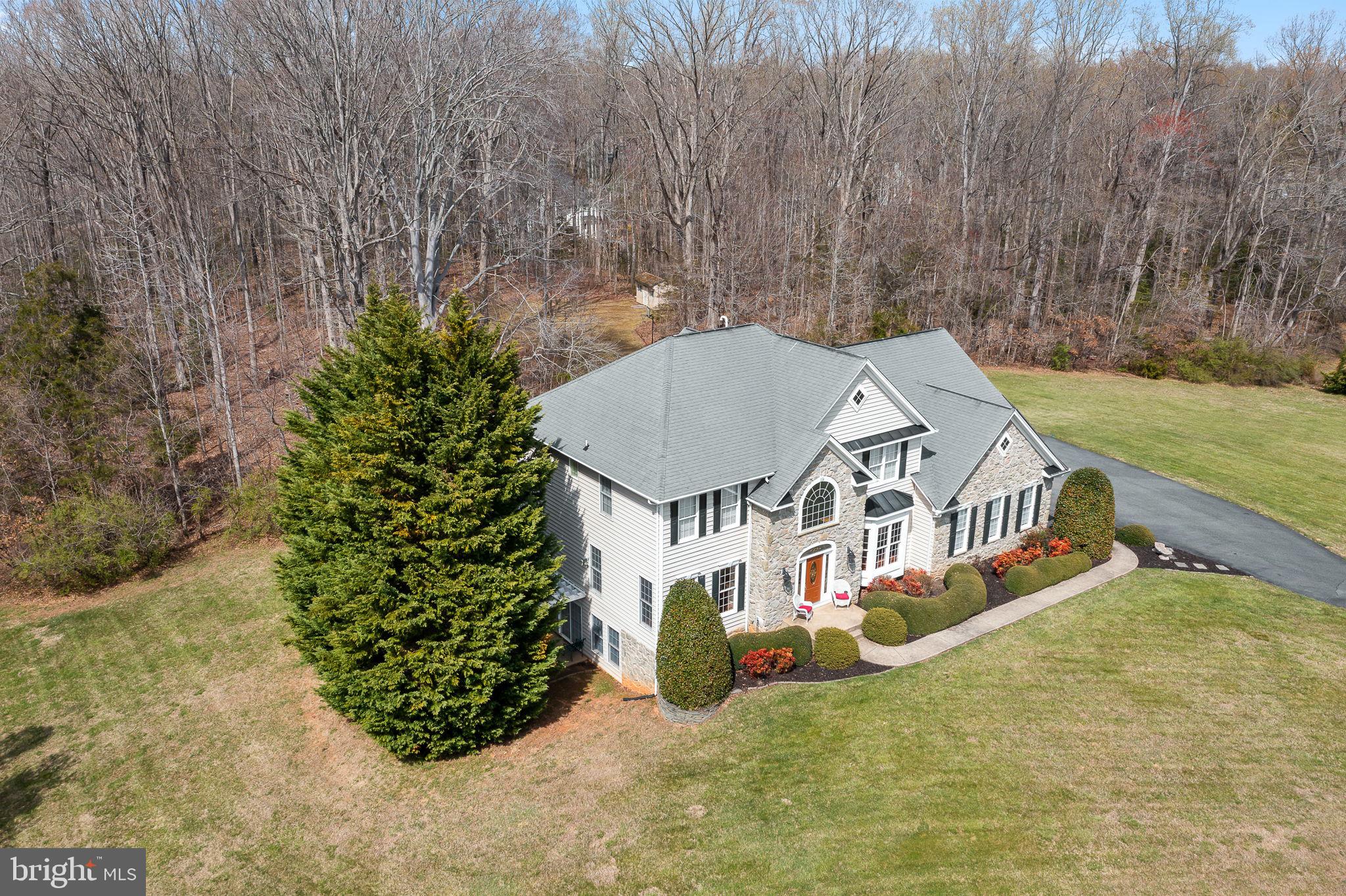 18 Small Bear Ct