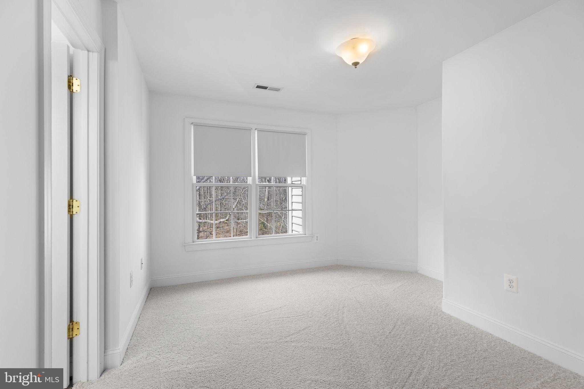18 Small Bear Ct