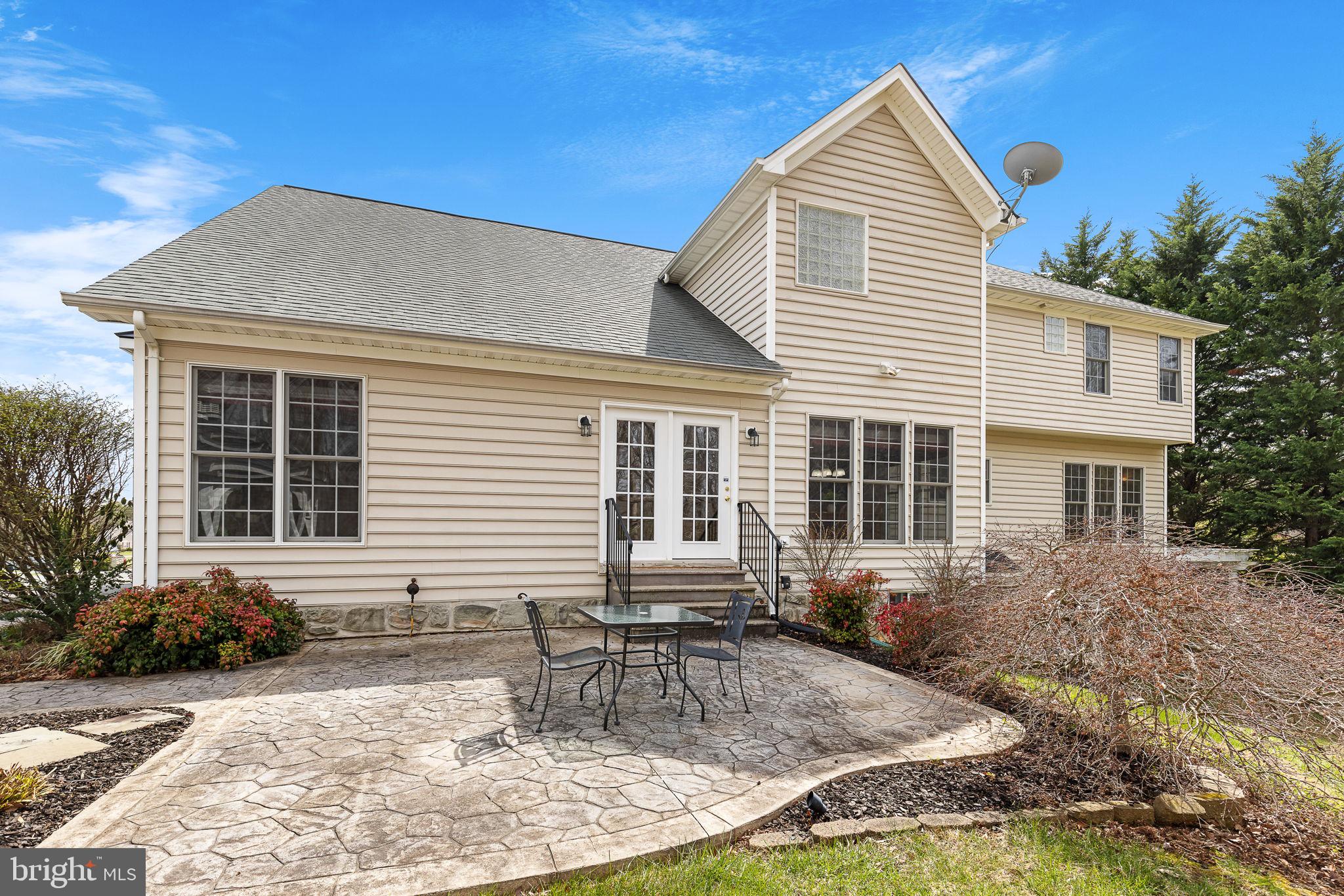 18 Small Bear Ct