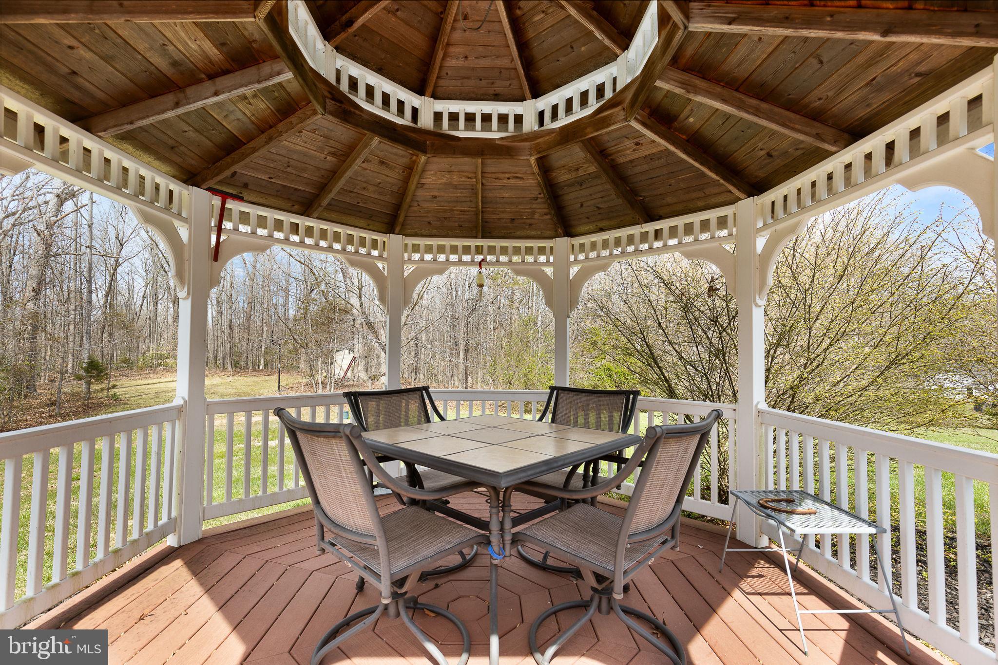 18 Small Bear Ct