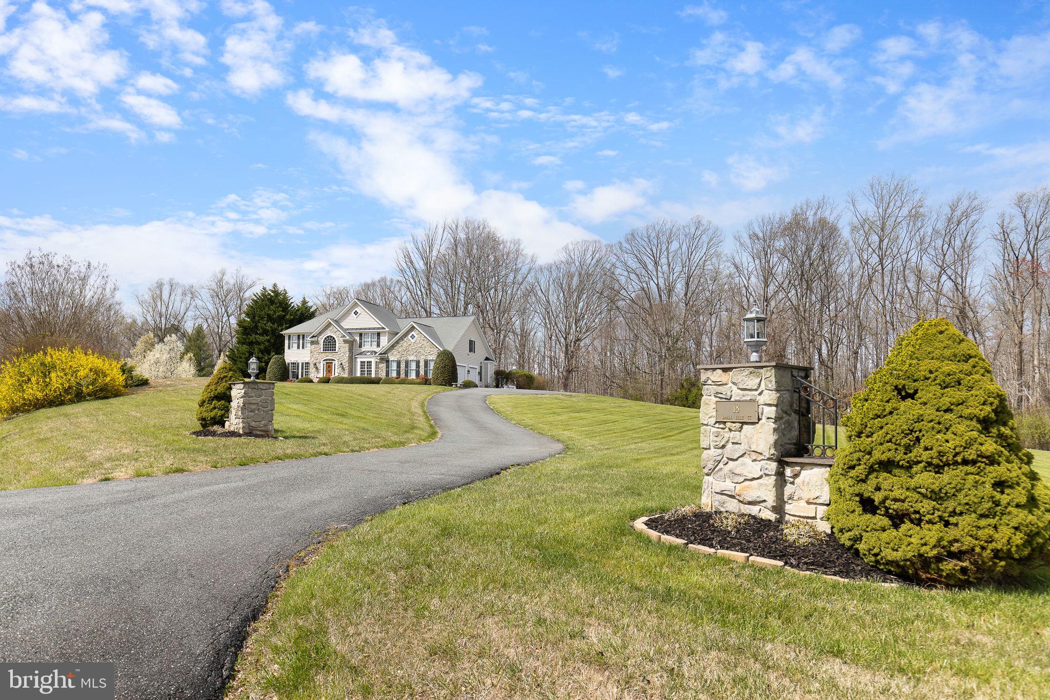 18 Small Bear Ct