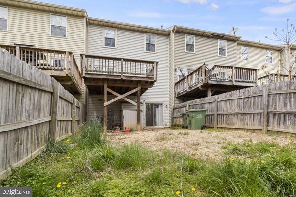 209 Clint Ln